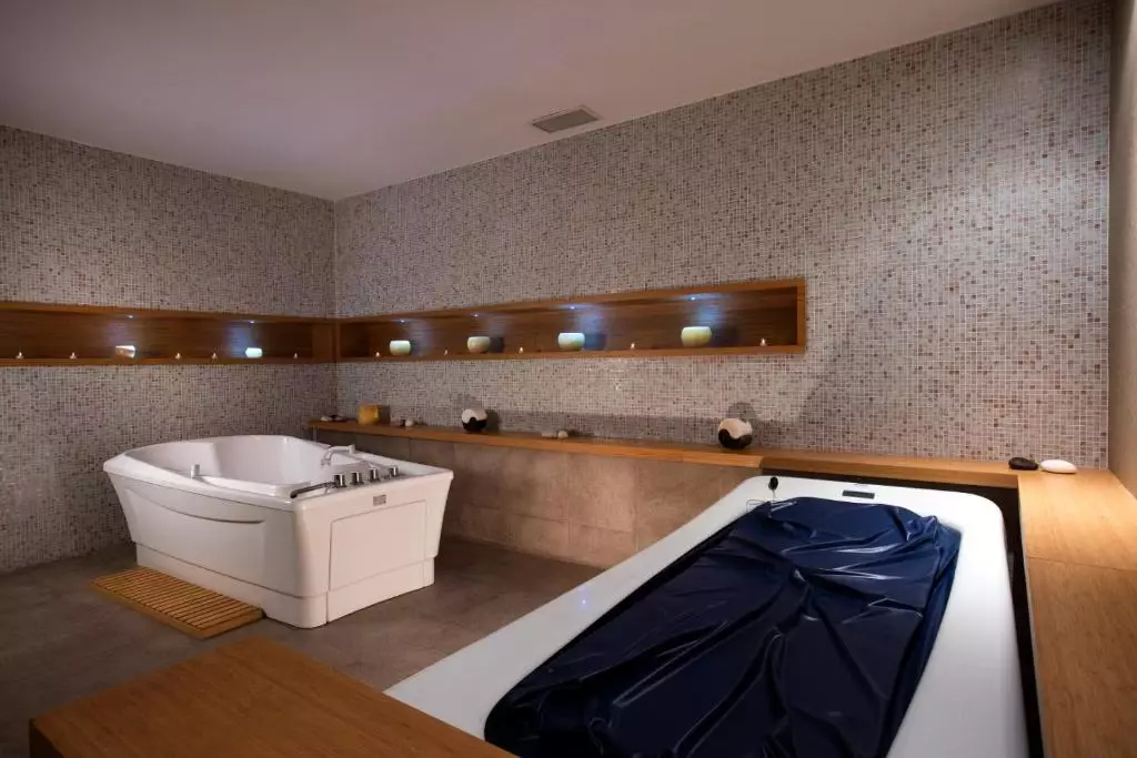 Aria Claros Beach and Spa Resort